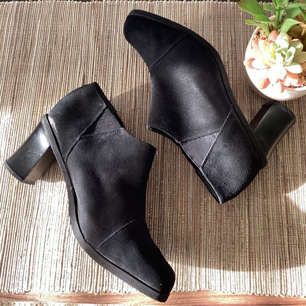 VTG JOHN FLUEVOG Made In England Square Toe Chunky Ankle Heel Boot  | 9-10